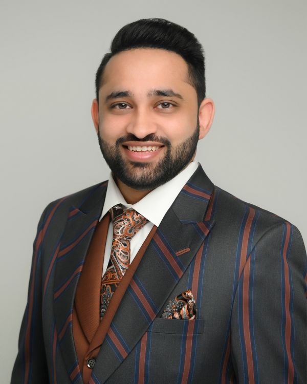 Mukesh (Mike) Khanna